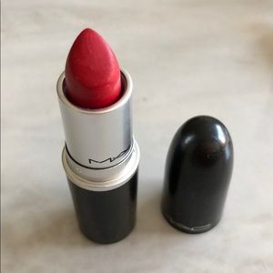Retro matte ruby woo Mac lipstick